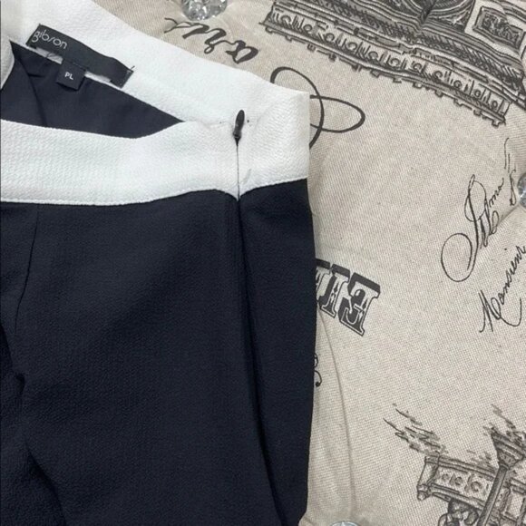 Gibson Women’s Scalloped Hem Skirt - Picture 7 of 12